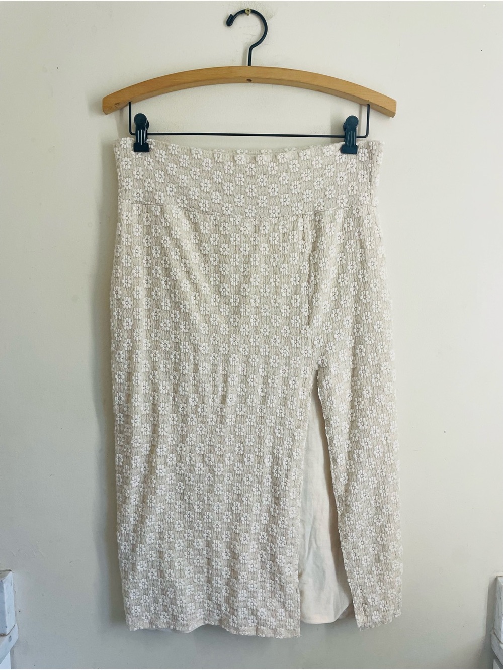 Free People Honeycomb Floral Lace Midi Skirt L Cream Textured Slit Boho Romantic